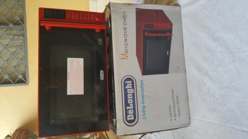 The Camerooncom shop logo